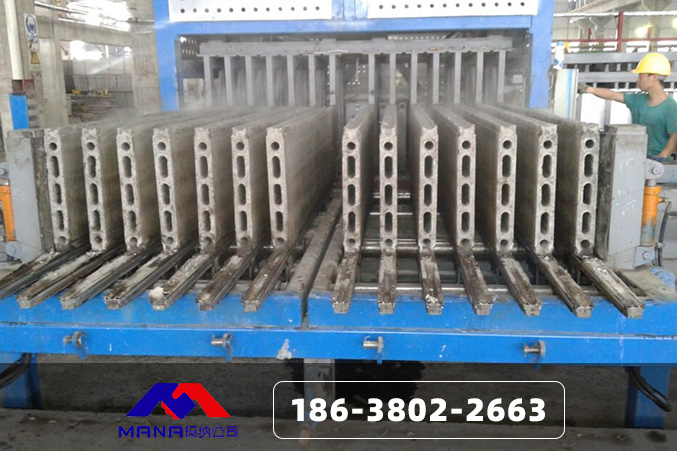 陶粒泡沫混凝土墙板生产线简介